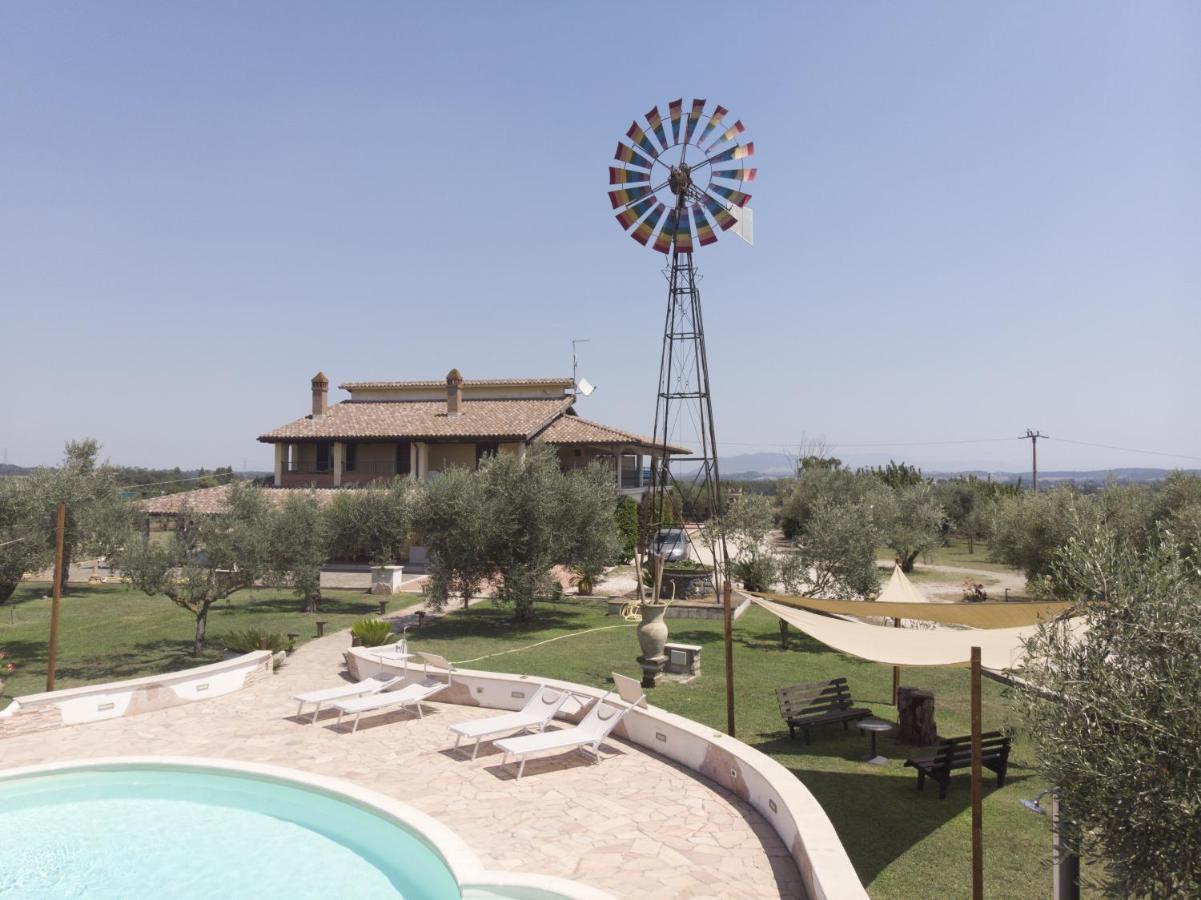 Villa Il Granaio Del Pavone Nepi Esterno foto