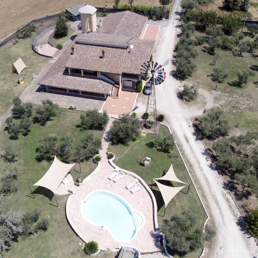 Villa Il Granaio Del Pavone Nepi Esterno foto