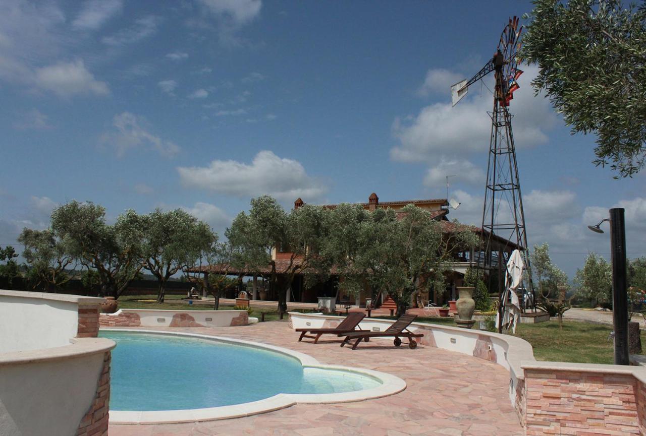Villa Il Granaio Del Pavone Nepi Esterno foto