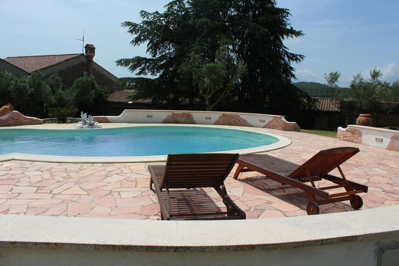 Villa Il Granaio Del Pavone Nepi Esterno foto