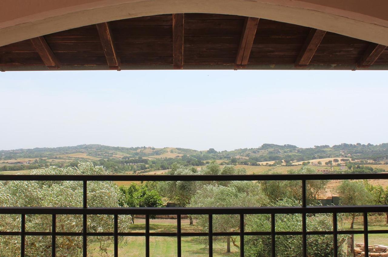 Villa Il Granaio Del Pavone Nepi Esterno foto